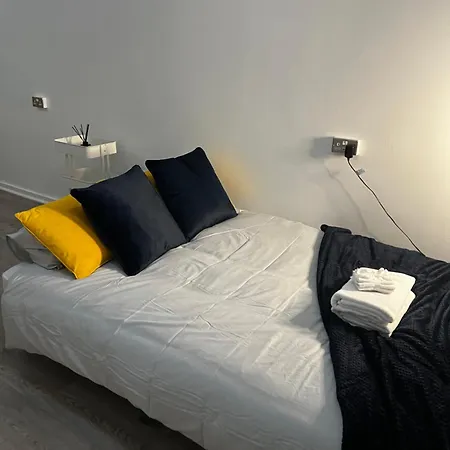 Stylish Apartment Near Excel London- Sleeps 4! Exterior photo