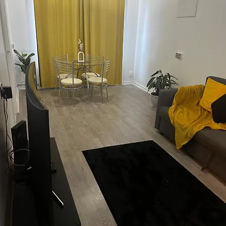 Stylish Apartment Near Excel London- Sleeps 4! Exterior photo