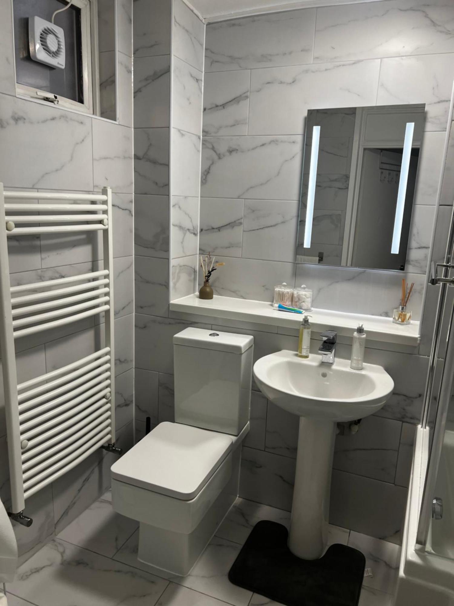 Stylish Near Excel London- Sleeps 4! Apartment London