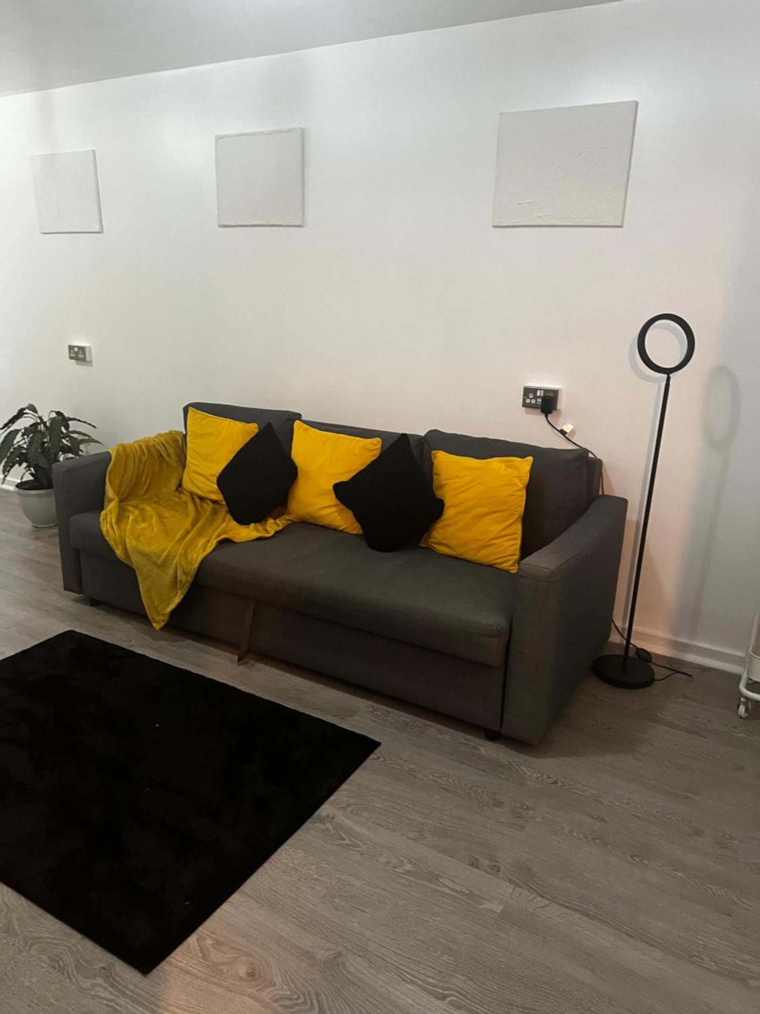 Apartment Stylish Near Excel London- Sleeps 4! *